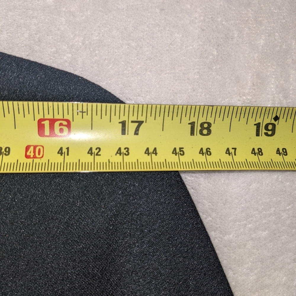 Lululemon  Black and GrayPattern Women's Sweater Size 10 - Picture 5 of 7
